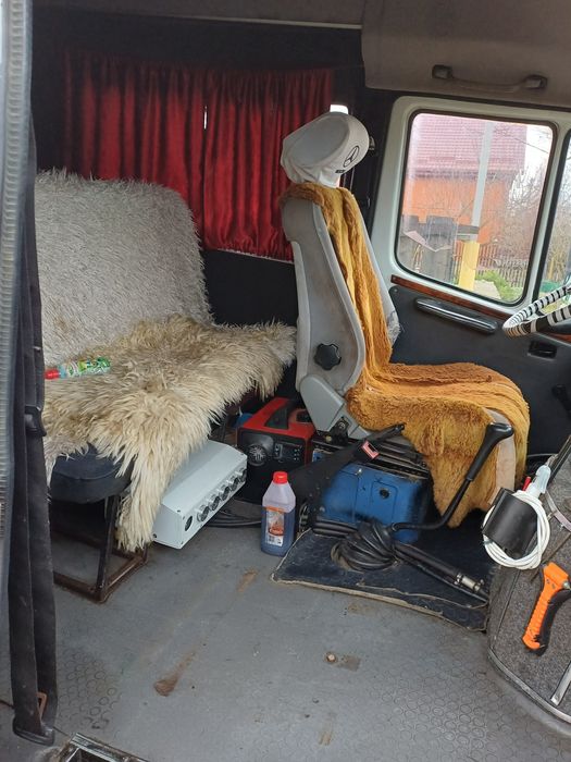 Мерседес - Бенц 310