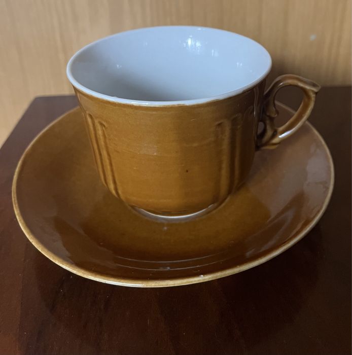 Komplet  PRL brązowy porcelit filiżanki + spodki