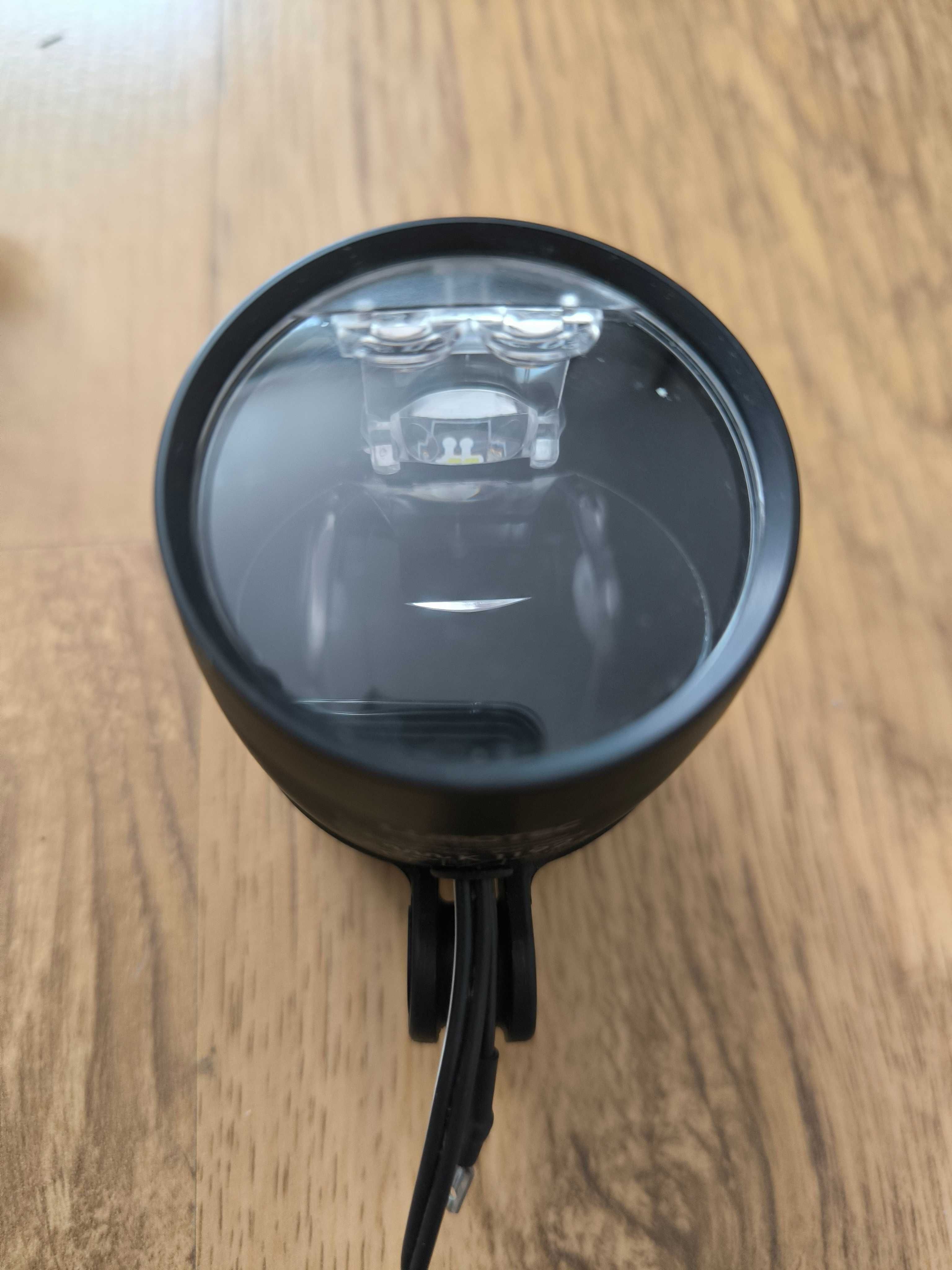 Przednia lampa Busch&Muller IQ-X 100 lx i tylna µ [my:] na DYNAMO!