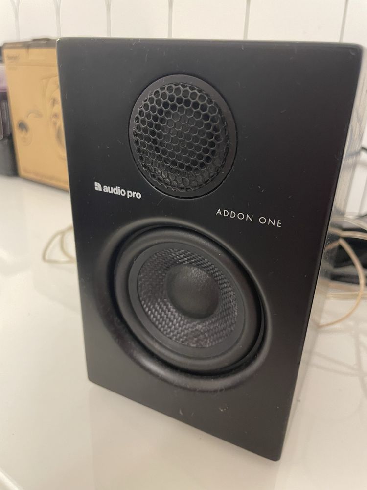 Aktywne monitory audio pro addon one idealny stan