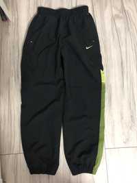 Dresy Nike 137-147 cm