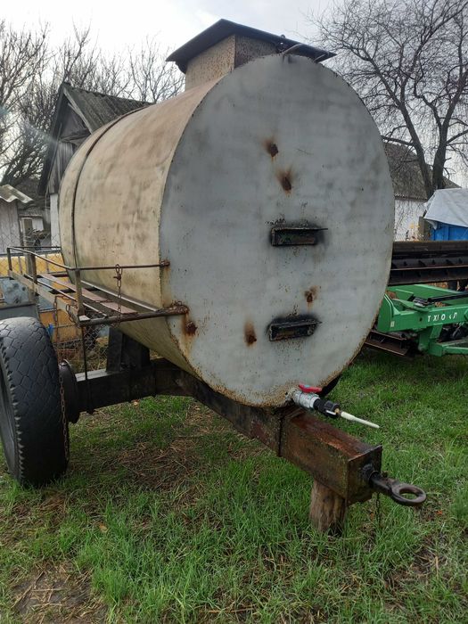 Продам бочку 3 куба