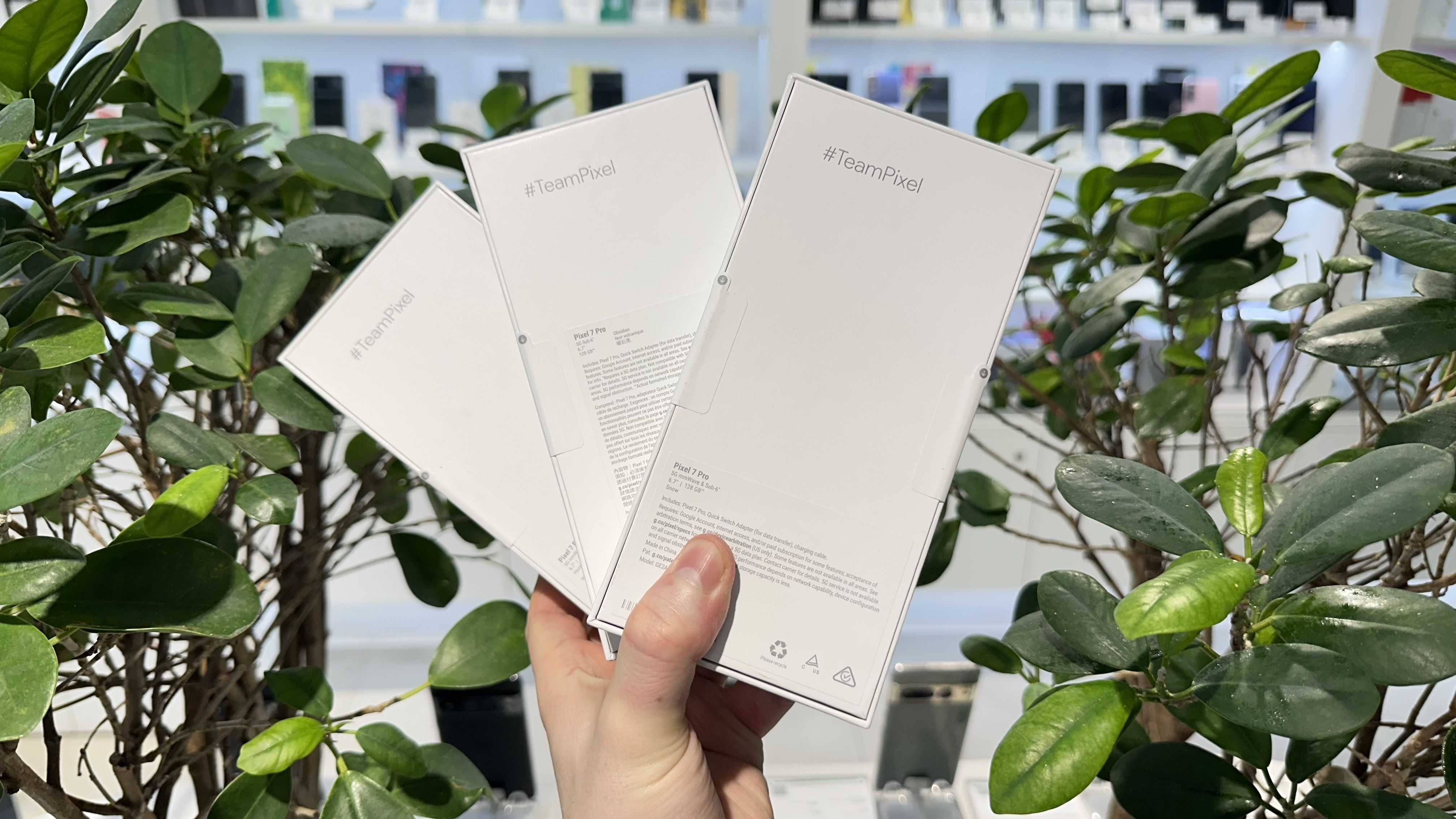 NEW Google Pixel 7 Pro 12/128GB Obsidian/Show Гарантія Trade In