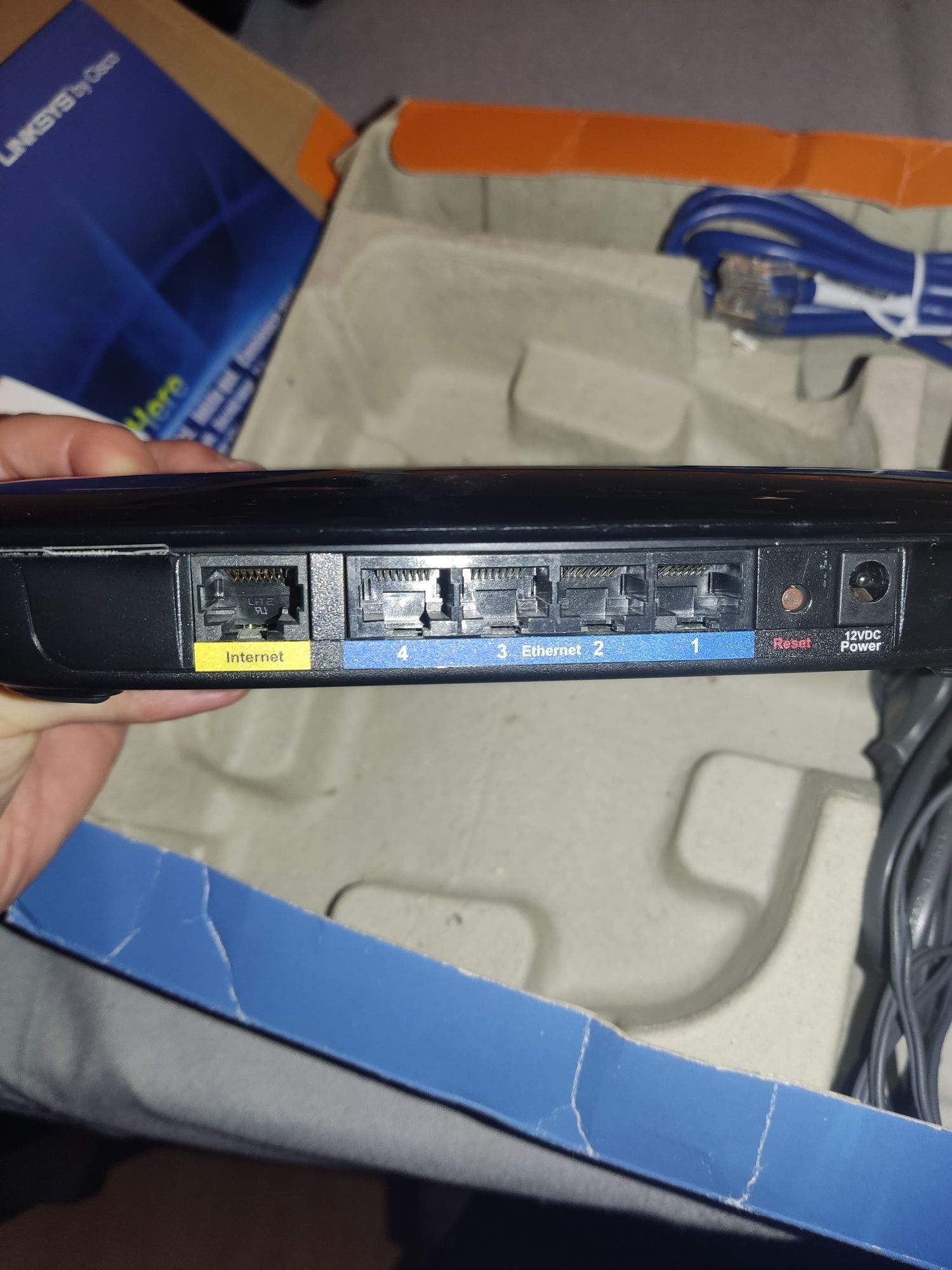 Router Cisco WRT320N