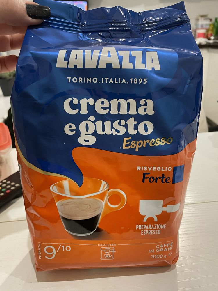 Кофе Lavazza Crema e Gusto Forte зерно 1 кг
