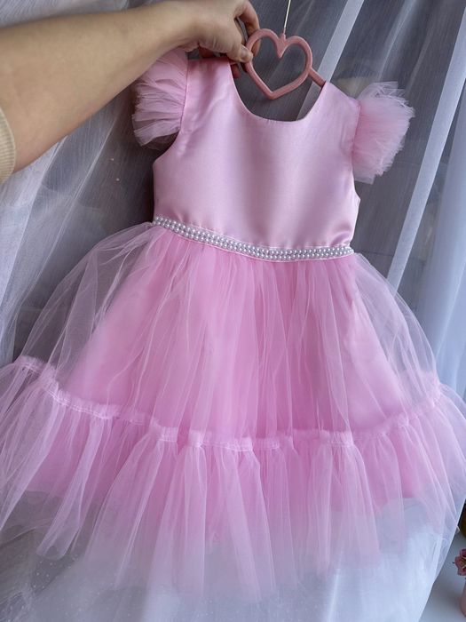 Сукня святкова зріст 104-116 ОРЕНДА