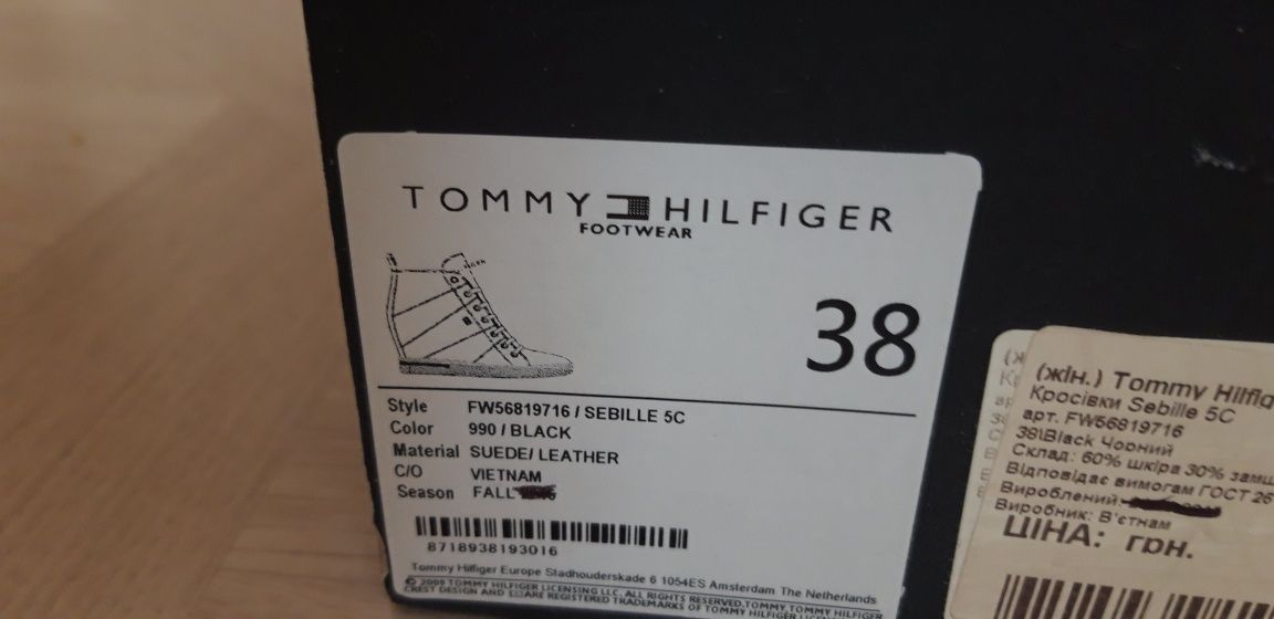 Ботинки женские Tommy Hilfiger 38р.