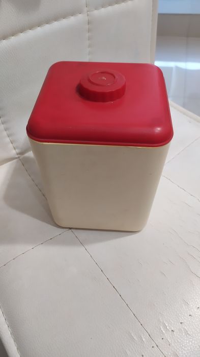 Ёмкости для сыпучих продуктов