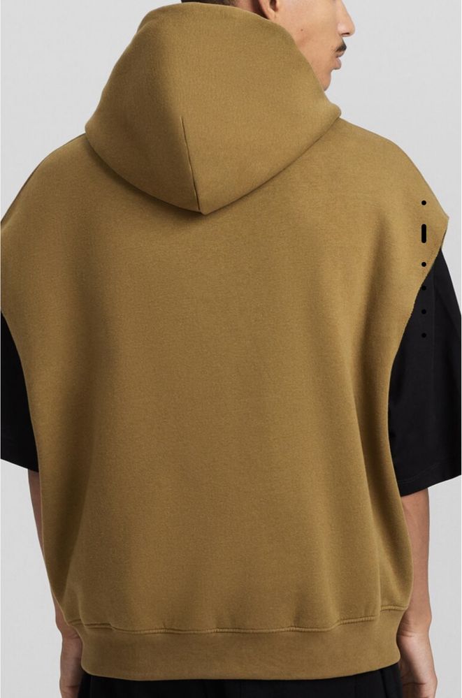 Hoodie sem mangas bershka