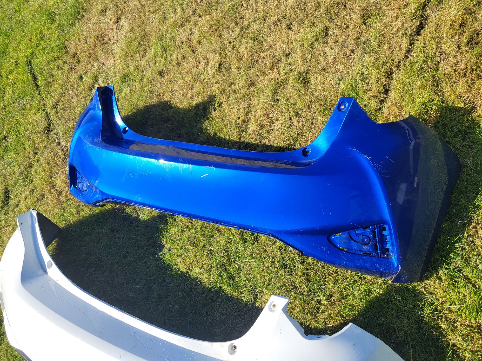 Toyota Yaris III Zderzak tył tylny
