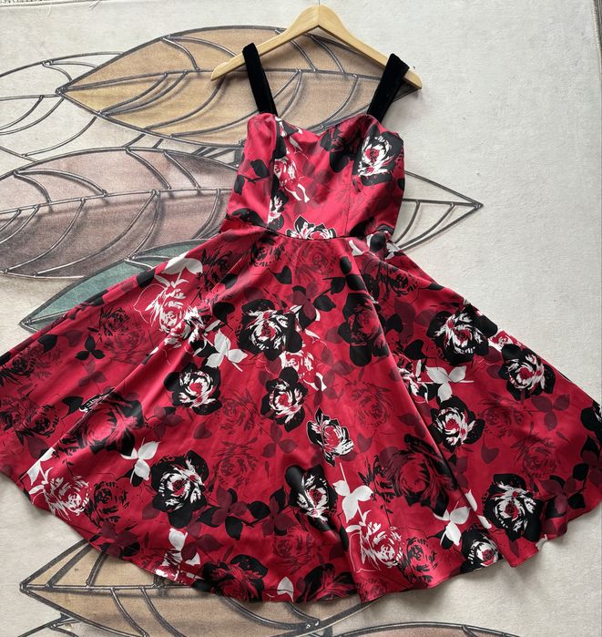 Дуже красива сукня розмір м-л