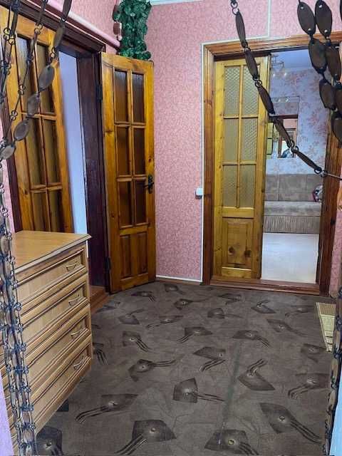 Продам будинок. Центр.