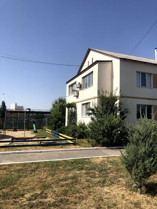 Простора 2х кімнатна квартира (м.Самар)