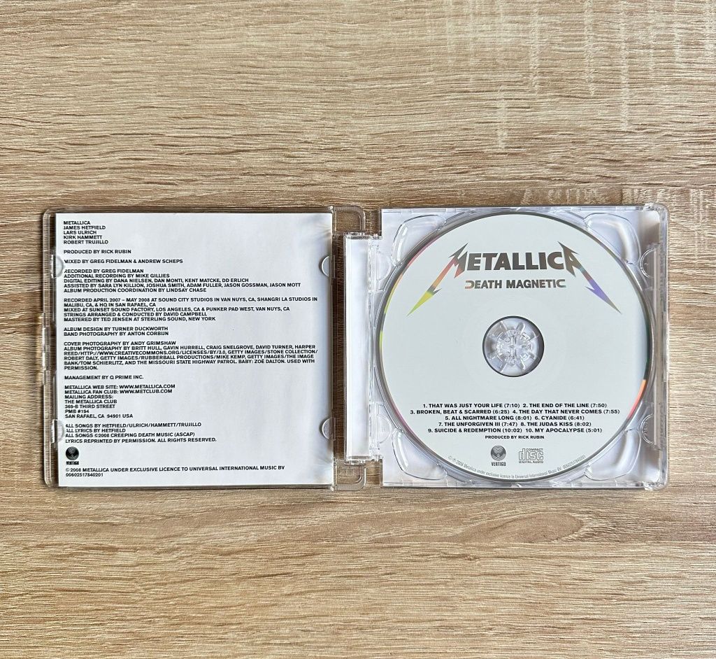 Álbum CD "Death Magnetic" dos Metallica