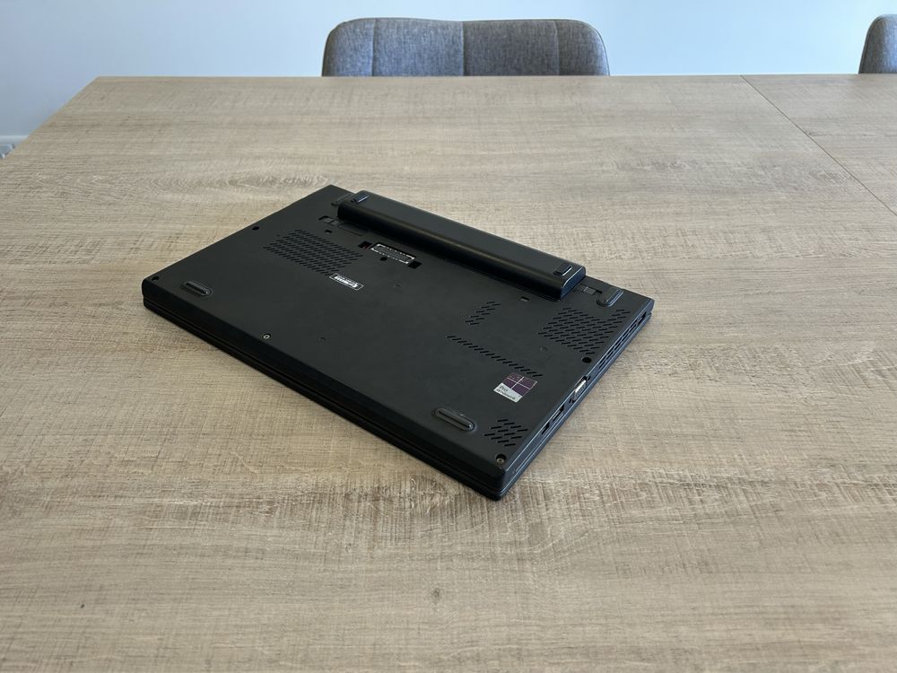 Portátil Lenovo ThinkPad X240