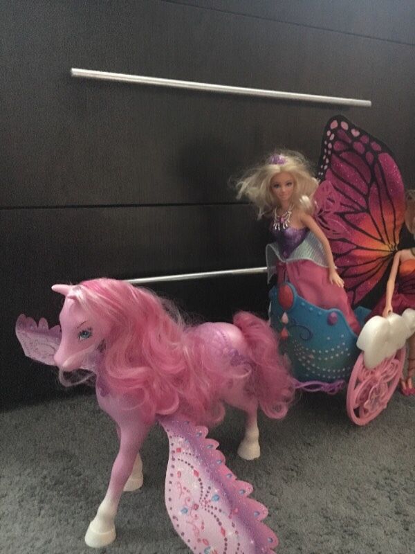 Принцесса Бабочка и Марипоса , карета. Все Mattel.