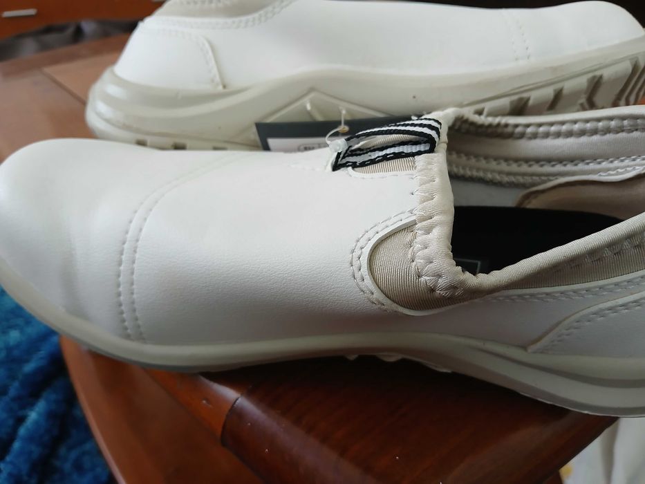 Pastelaria, padaria sapatos de biqueira de aço novos nunca usados