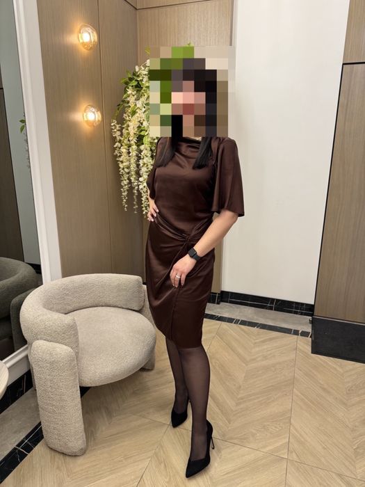 Жіноча сукня коричнева