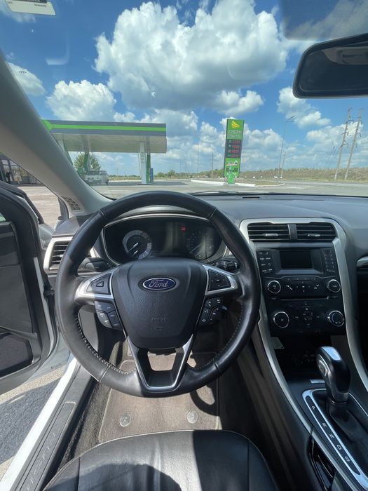 Форд фюжен.