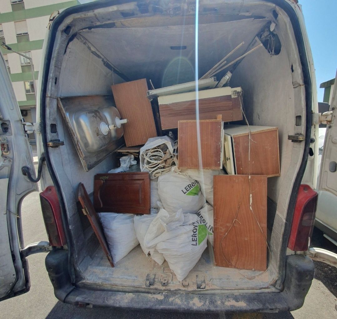 CARRINHAS fazemos todo o tipo de trabalhos com ou sem ajudantes