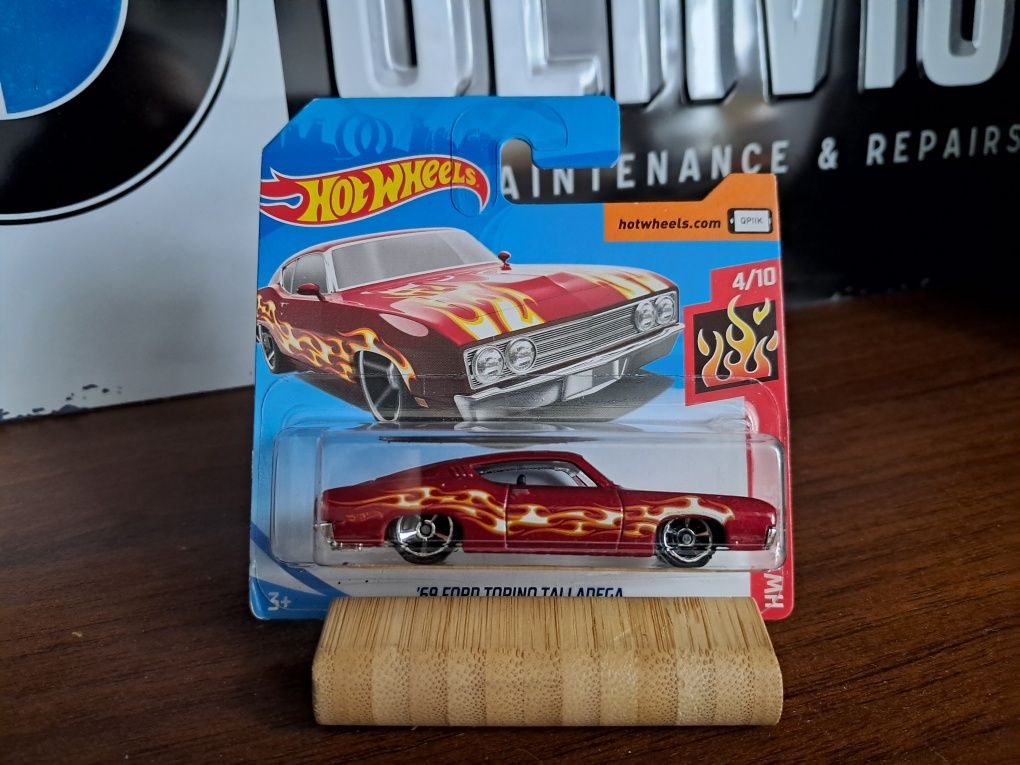 Ford Torino Talladega Hotwheels