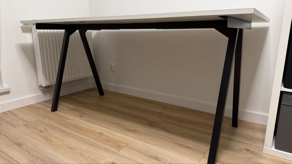Biurko IKEA TROTTEN 160x80cm
