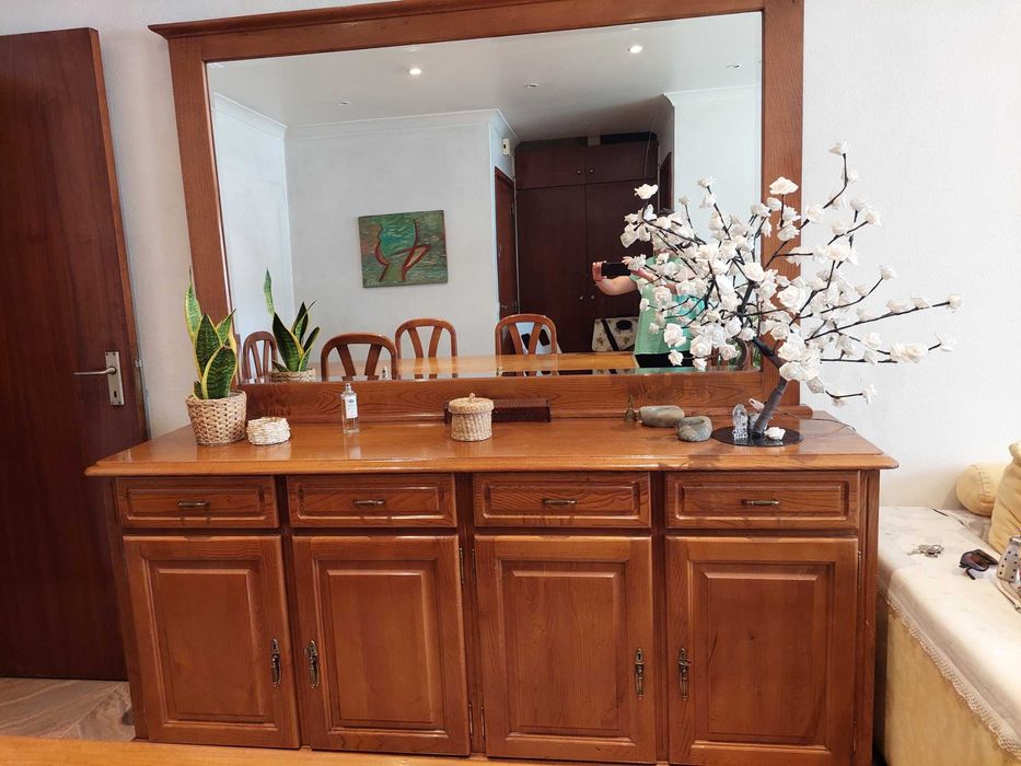 Móveis sala de jantar em cerejeira maciça