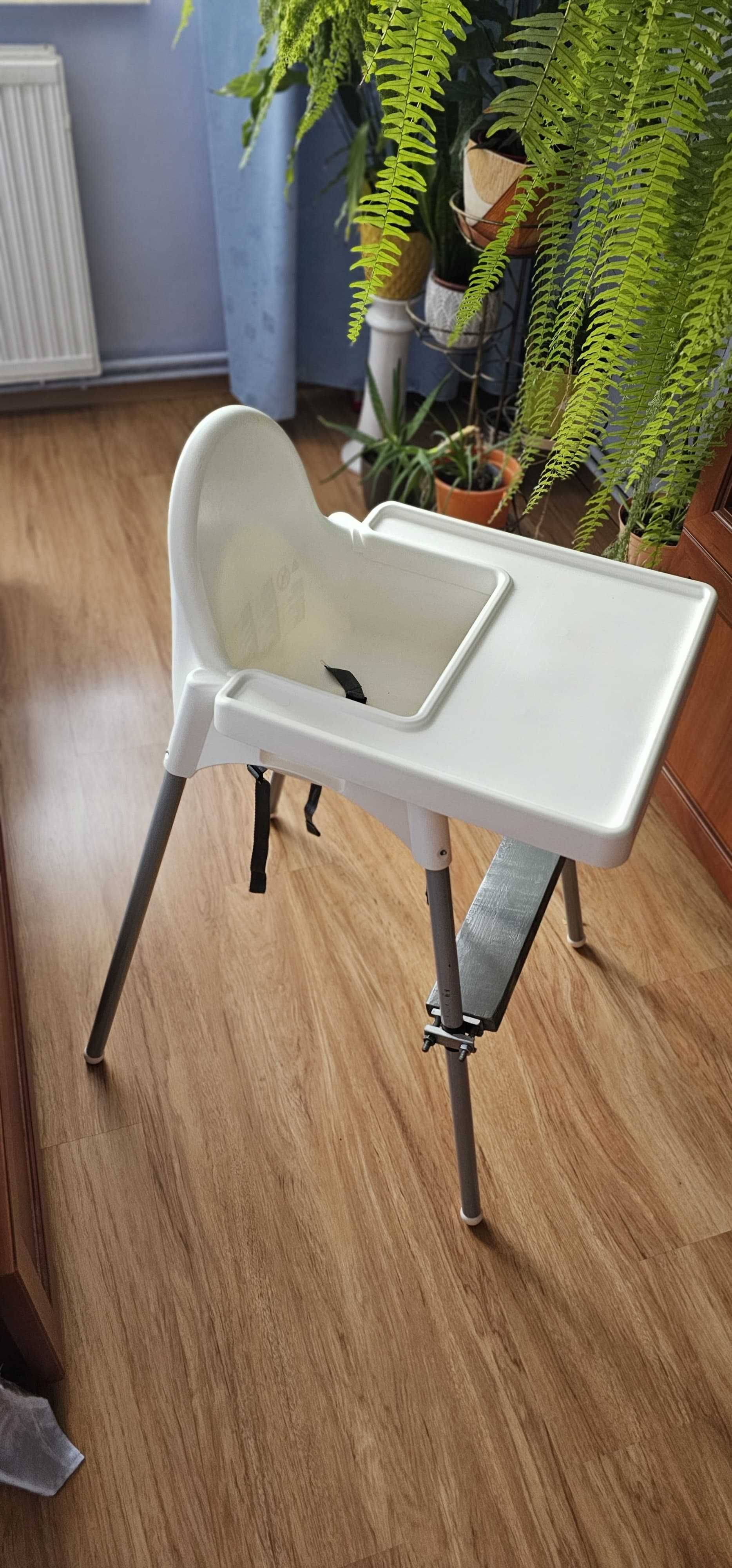 Krzesełko do karmienia Ikea Antilop z podnóżkiem