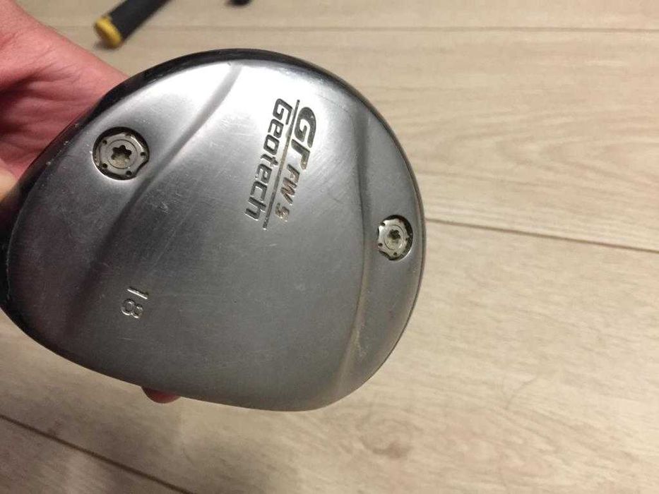 MAIS DE 10 tacos de golf negociável