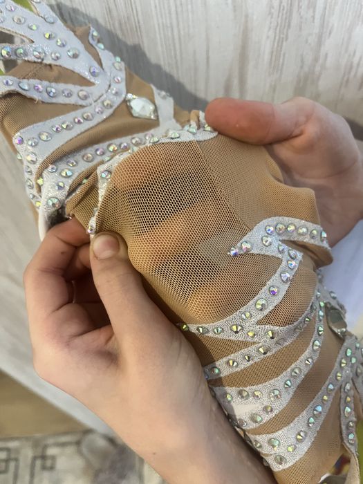 Купальник для художньої гімнастики