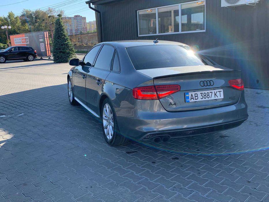 Продам audi a4 2014