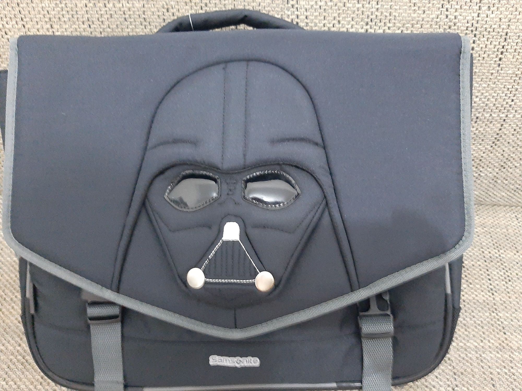 Mochila Samsonite nova