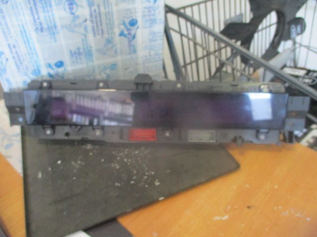 Quadrante 8200392366 RENAULT ESPACE 4 2005 3.0DCI 180CV 5P CINZA DIGITAL Danificado