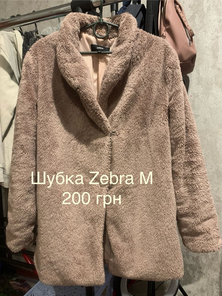 Шубка zebra M