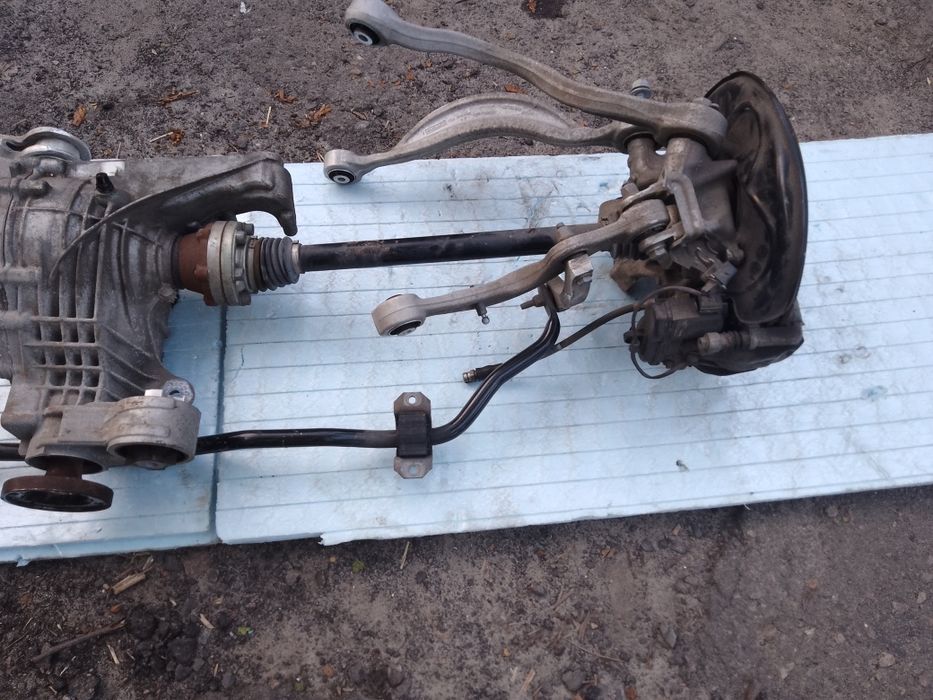 Поворотний кулак