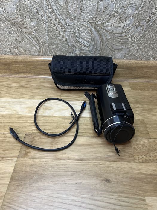 Цифрова відеокамера Agfaphoto Realimove CC2700