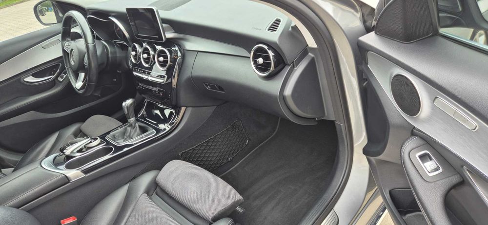 C-KLASA W205 # Webasto # Nawigacja # Półskóra # Oryginał