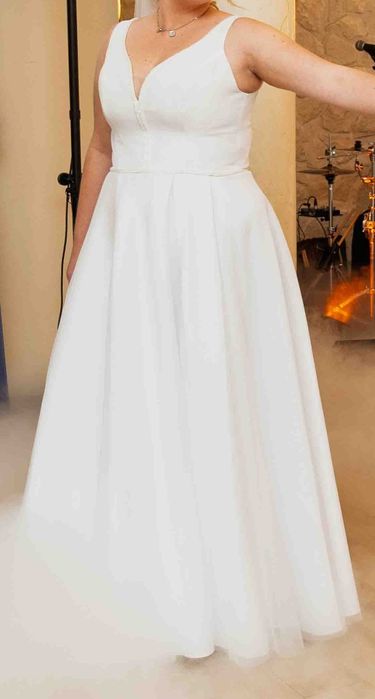 Suknia ślubna rozmiar 44