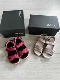 Шкіряні босоніжки сандалі Ecco для дівчинки (17 см)