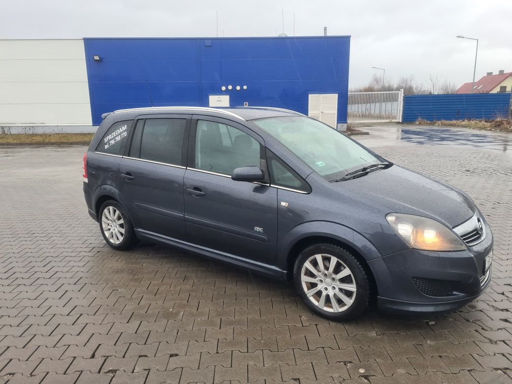 Sprzedam Opel Zafira OPC Line 1.9cdti 2009r