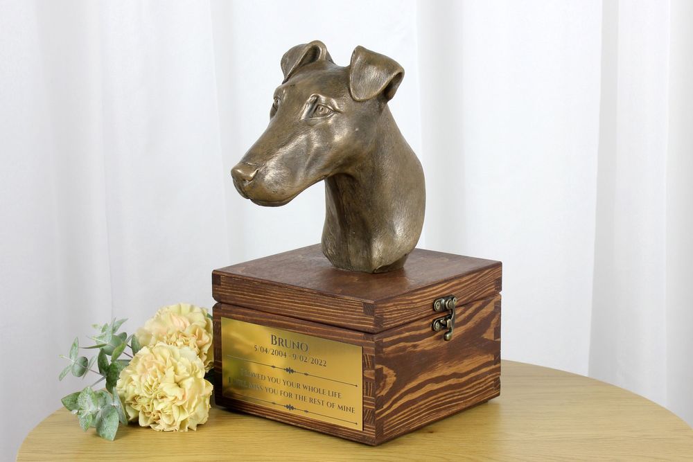 Foksterier krótkowłosy  urna na skrzynce brązowa Art-Dog