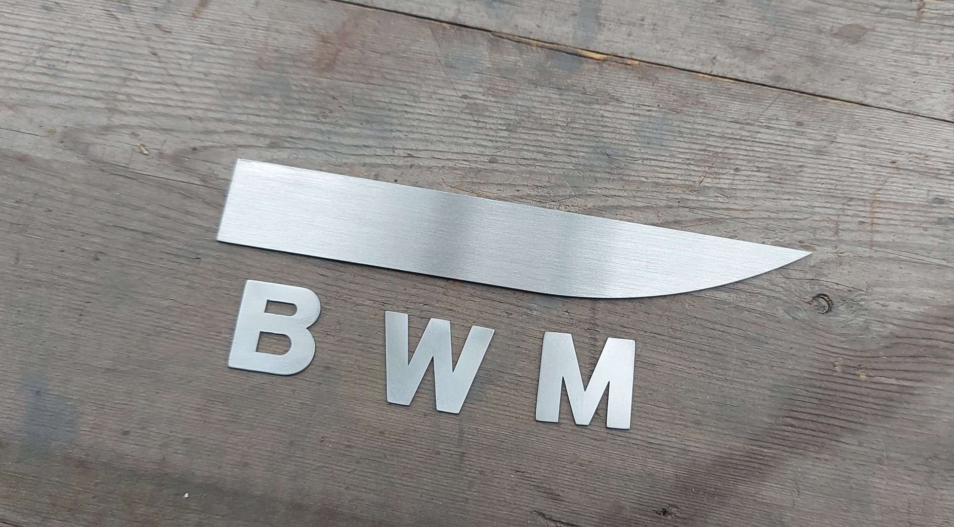 BMW F10 ремкомплект букв на пороги