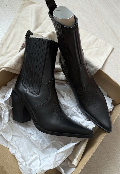 Ковбойки Zara, нові, натуральна шкіра