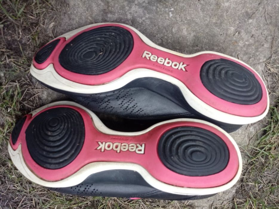 Buty Reebok easytone roz 40 dł wkł 25,5 -26 cm