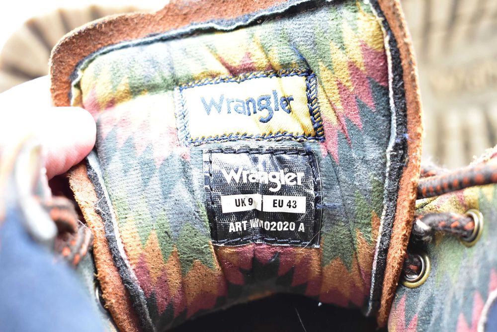 Buty trekkingowe Wrangler ( 43 ) super stan
