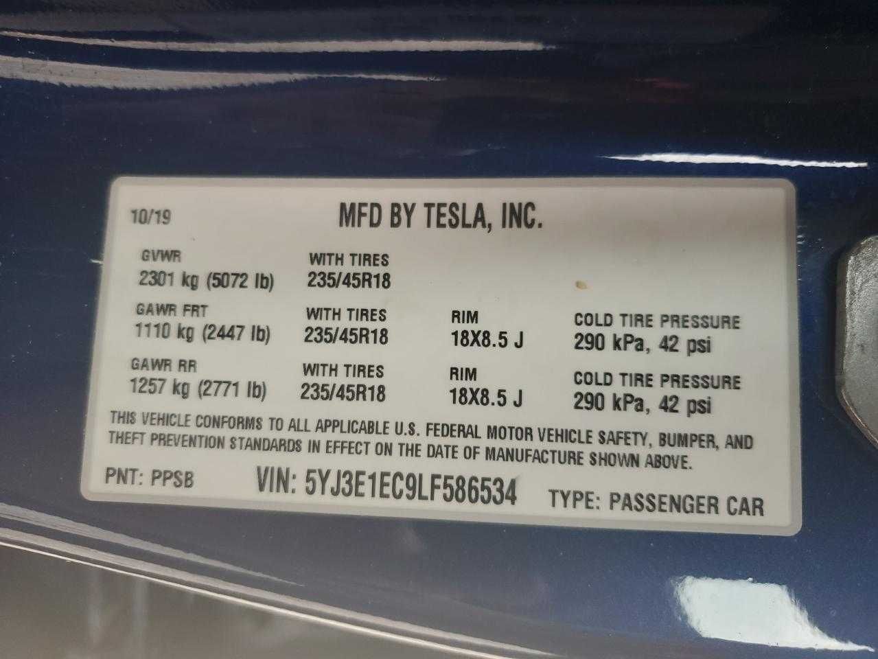 Tesla Model 3 2020