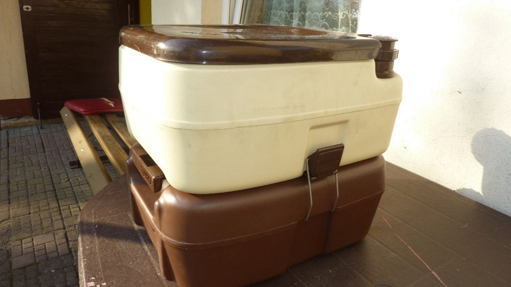 Wc,toaleta przenośna,turystyczna stan b.dobry,nie używana prod.niemiec