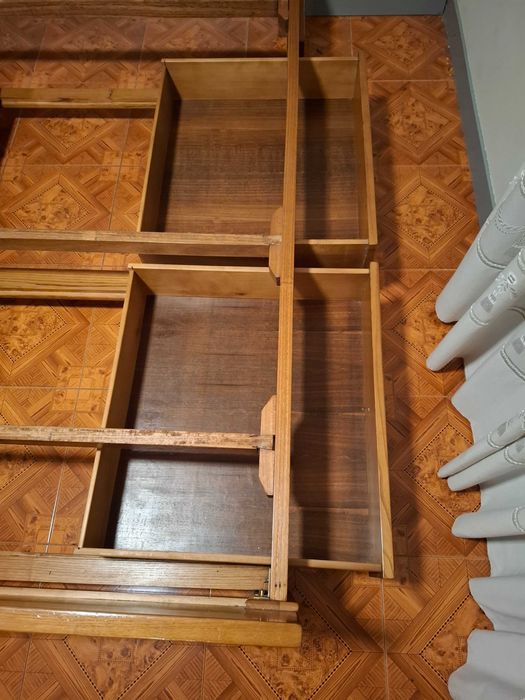 Cama de Casal em bom estado