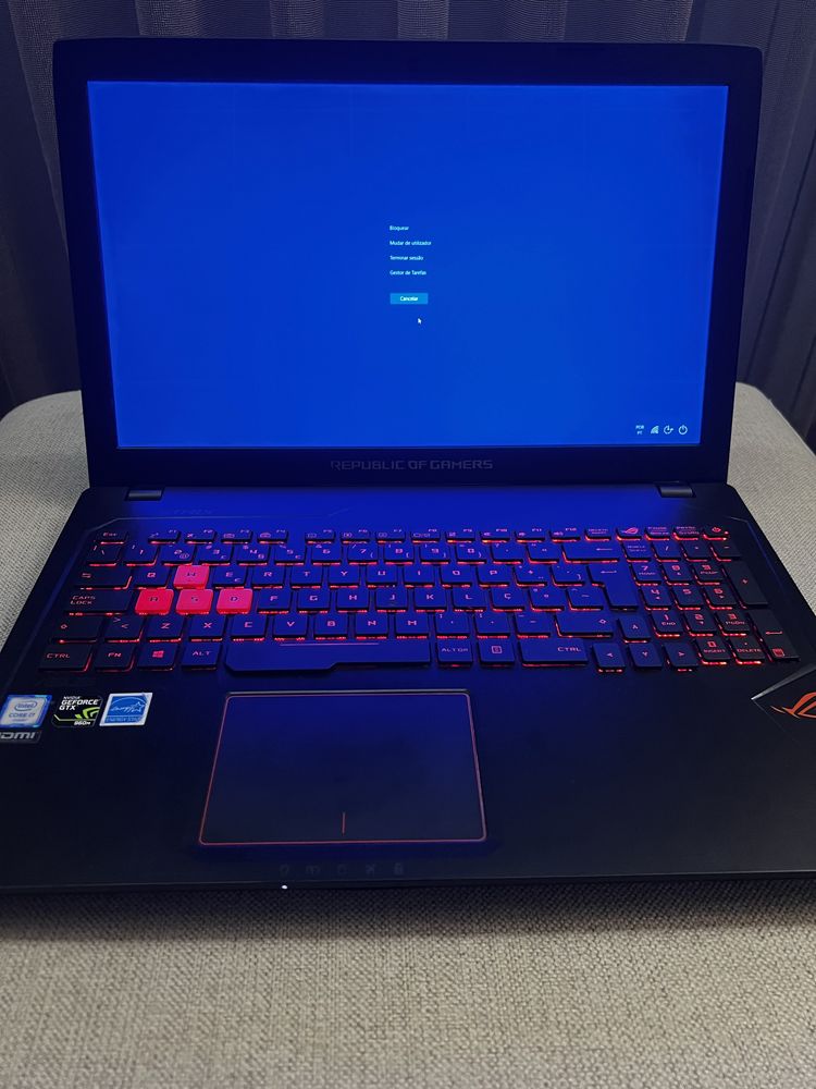 Asus ROG Strix GL553VW