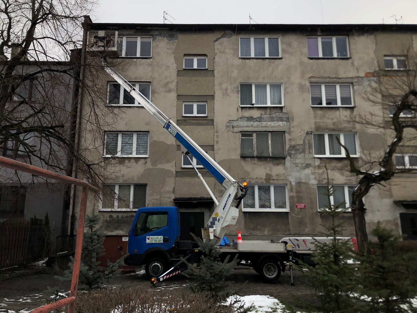 Podnośnik koszowy podest nożycowy zwyżka do 35m z operatorem lub bez
